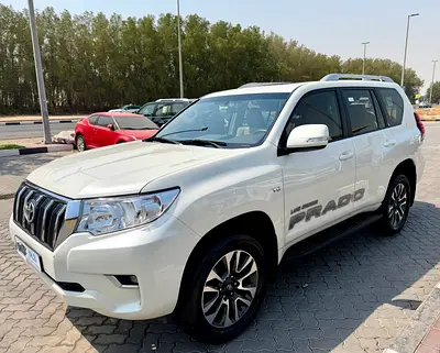 TOYTA PRADO 2023 TXL with GCC Specifications. V6 PATROL 7 Seats Blind spot monitoring + Lane keeping
