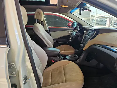 2015 Hyundai GRAND SANTA FE 照片 5