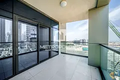 Vacant | Corner Unit | Stunning 180 View