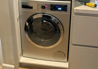Bosch series 8 washing machine almost new perfectly working condition