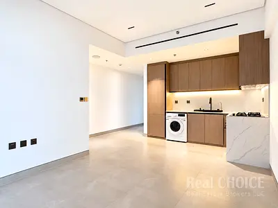Spacious 1 BR | Premium Amenities |Covered Parking
