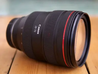 Canon RF 28-70mm f/2 Lens (Excellent Condition)