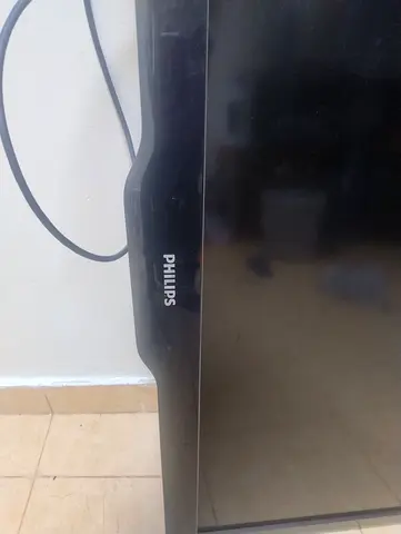 Philips 32-inch LED TV - good working condition