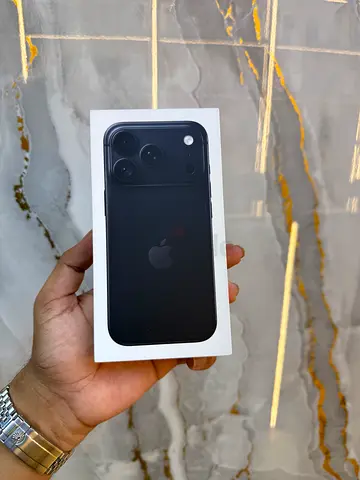 Iphone 18 pro max 1TB physial sim 1TB