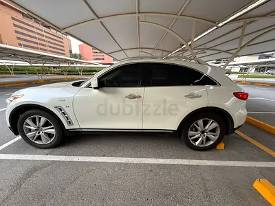 Infiniti QX70 Luxury 2019 GCC Specs