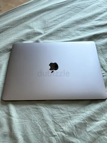 Apple MacBook Air 13-inch 2020