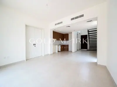 Single Row I Vacant I Prime Location I Call Now