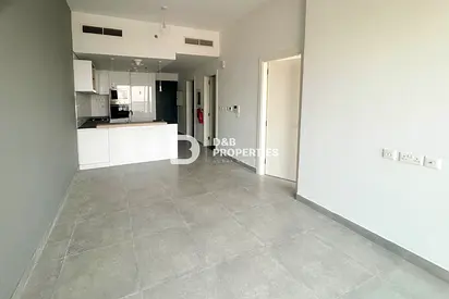 1 BR | Study Room | Spacious | Low Price | Vacant