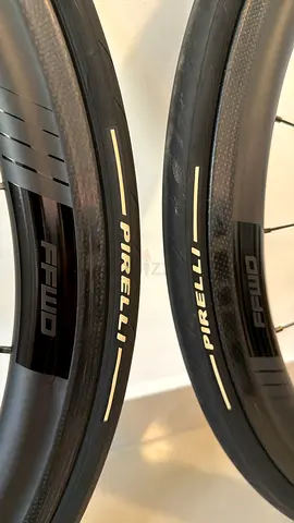FFWRD F4 carbon wheelset