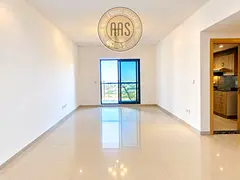 Easy access to metro huge 2bhk with all amenities