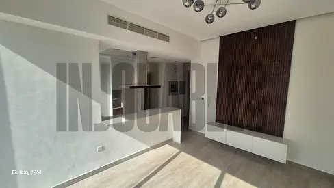 1 Bedroom Apartment | The East Crest | Downtown City View | Open-Plan Layout