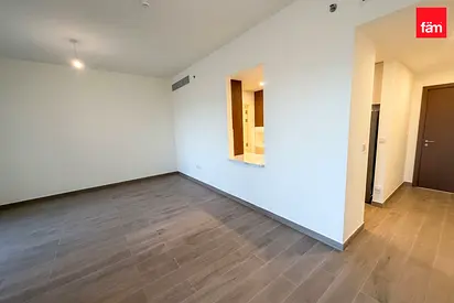 Direct Amenties Access | Spacious layout | Vacant
