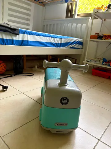 Trunki Ride-On car / Toddler car(Mint)