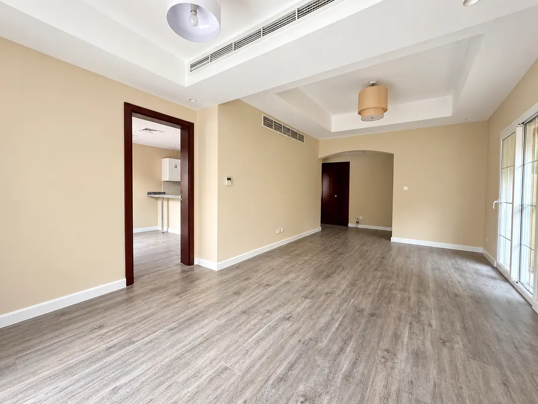 GREAT LOCATION | VACANT NOW | LARGE PLOT | 3BR+STUDY