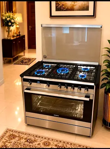 Siemens 5-burner Stainless Steel Gas Cooker with Large Oven - Good Condition