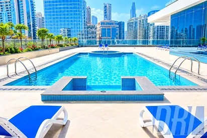 Spacious 2 Bedrooms with Canal Views