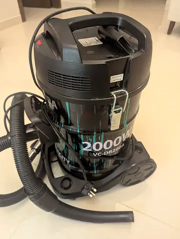 Used 2000W Wet & Dry Vacuum Cleaner (VC-DR200A) - Good Working Condition
