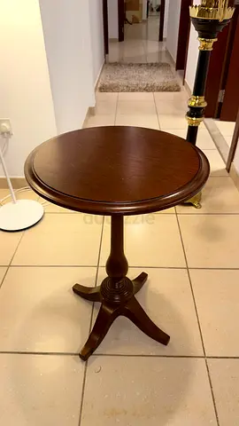 Solid Wood Round Pedestal Side Table, Dark Walnut