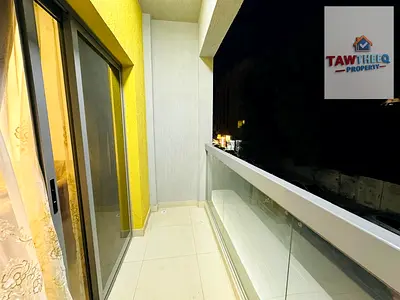 شقة غرفتين وصالة مفروشة للإيجار الشهري في كورنيش عجمان | شامل الفواتير والإنترنت