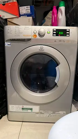 Indesit 9 kg Washer And 6Kg Dryer XWDE961480X