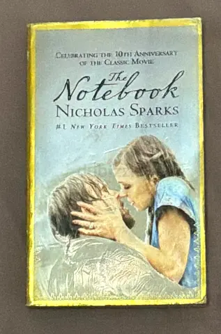 The Notebook by Nicholas Sparks (Paperback)