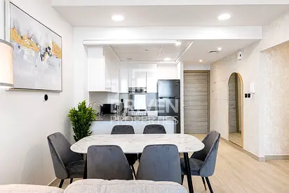 High Floor | Panoramic Skyline and Community Views