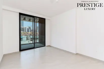 Agent on Site | Modern | Brand New 1BR | Vacant