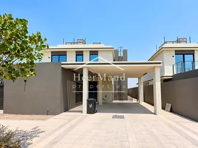 Brand New I Luxury Beach Front | Ready to Move in
