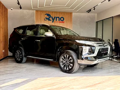 2020 Mitsubishi Montero GLX GCC Specs