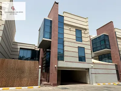 Lovely Family Living Villa With Basement, Driver Room, 2 Kitchen, Garage Parking, Front Yard In Al Mushrif