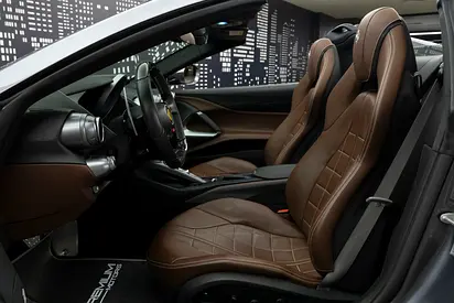 صورة مصغرة 11 لـ 2020 Ferrari 812 GTS