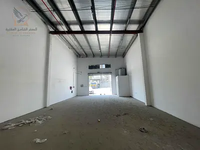 مستودع الجرف الصناعية 1 عجمان 1850 قدم شارع رئيسي كهرباء 21 كيلووات فاير سيستم حديث
