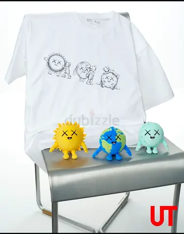 UNIQLO x KAWS Universe