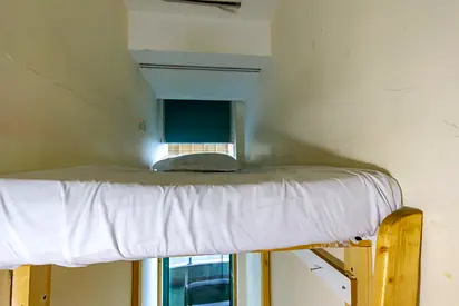 Affordable Capsule Partition for Rent in Marina Crown – Dubai Marina