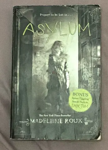Asylum by Madeleine Roux (paperback)