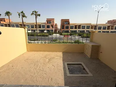 Single row | Close to Lagoon and Entrance | 4-Bed