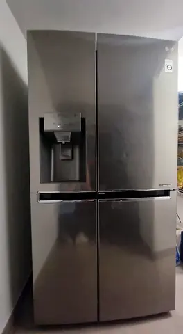LG Side by side 2-door Fridge (Inverter linear compressor)