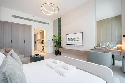 Bright Studio | Modern Comfort & Great Location