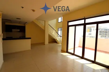 Duplex 1BR | Prime Location | Wide & Spacious