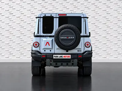 GRENADIER | AGENCY WARRANTY | FULL DEALER SERVICE HISTORY | IMMEDIATE AUTO LOAN | GCC-3