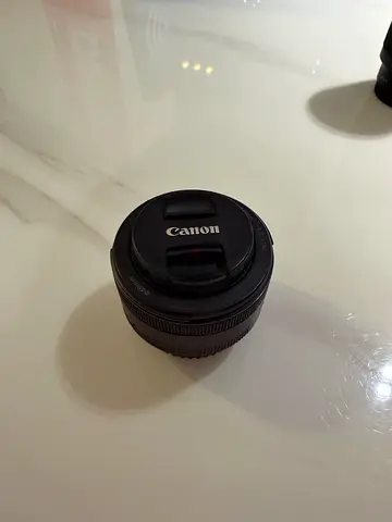 Canon EF 50mm F1.8 STM prime lens (compact) - good condition