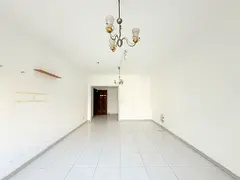 (LAST UNIT )2BHK NEAR TO BUS STOP WITH BALCOUNY ONLY 32K SPILT AC YOUR SIDE