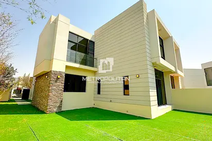 Vacant | Fully Furnished | Large Plot | Bright