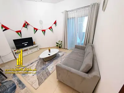 شقة غرفه وصالة ( 2 حمام ) مع بلكونه, الشقه مفروشه بالكامل فرش جديد راقي جدا بموقع مميز جدا شامله جميع الخدمات مع باركينج خاص