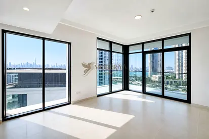 2BR | SEA & BURJ KHALIFA VIEW | READY TO MOVE IN