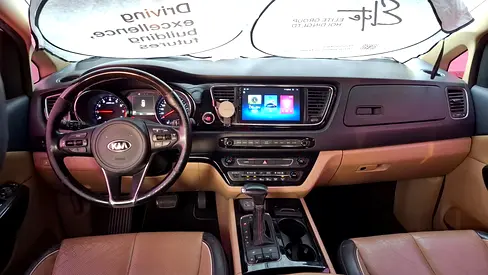 2017 Kia Carnival GCC Specs - Spacious Family Van for Sale