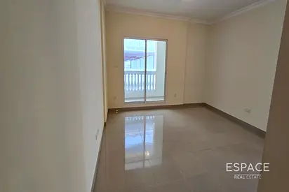 Upgraded Kitchen | Built-in Wardrobes | Vacant