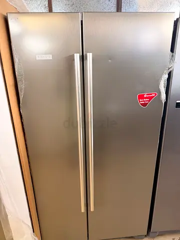 Fridge side by side simence good condition