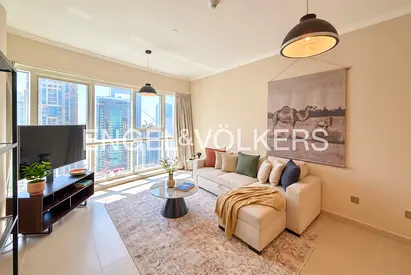 Full Lake View | Vacant | Near Metro