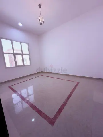 خليفه أ استديو للايجار